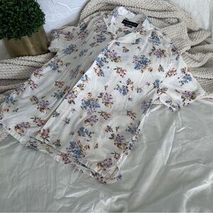 Abercrombie & Fitch Cream Blue Button Down Shirt Notched Collar Size M